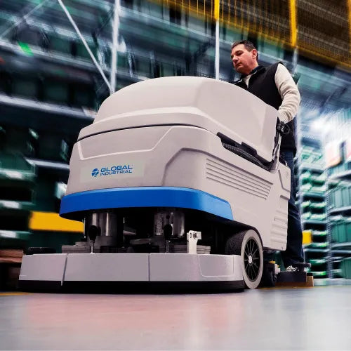 Global Industrial™ Auto Floor Scrubber with Traction Drive, 34" Cleaning Path